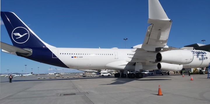 Lufthansa resumption inflight catering Montreal