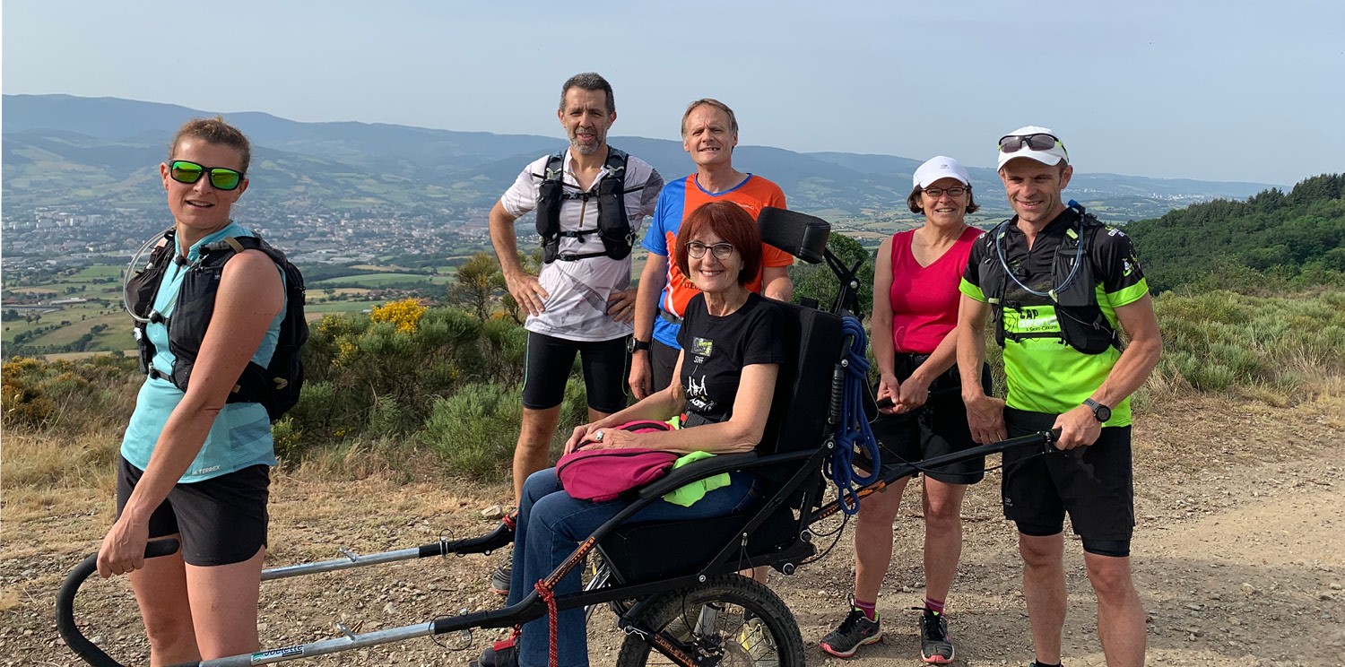 30 coureurs et une Joëlette affrontent le mythique trail autour du Mont Blanc