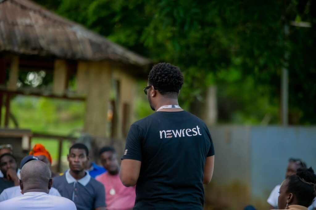 Photo of a Newrest employee involved in a local action in Gabon