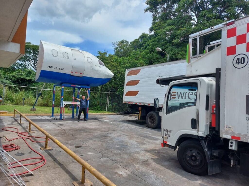 Fuselage avion Ramp Safety